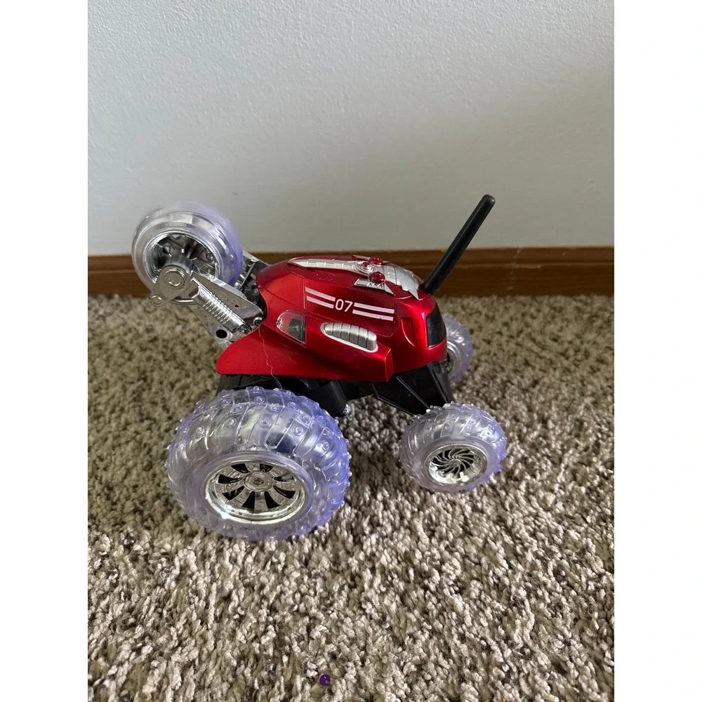 Sharper Image Thunder Tumbler RC Toy Car